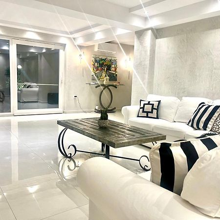 Dioni Luxury House Villa Nea Iraklitsa Екстериор снимка