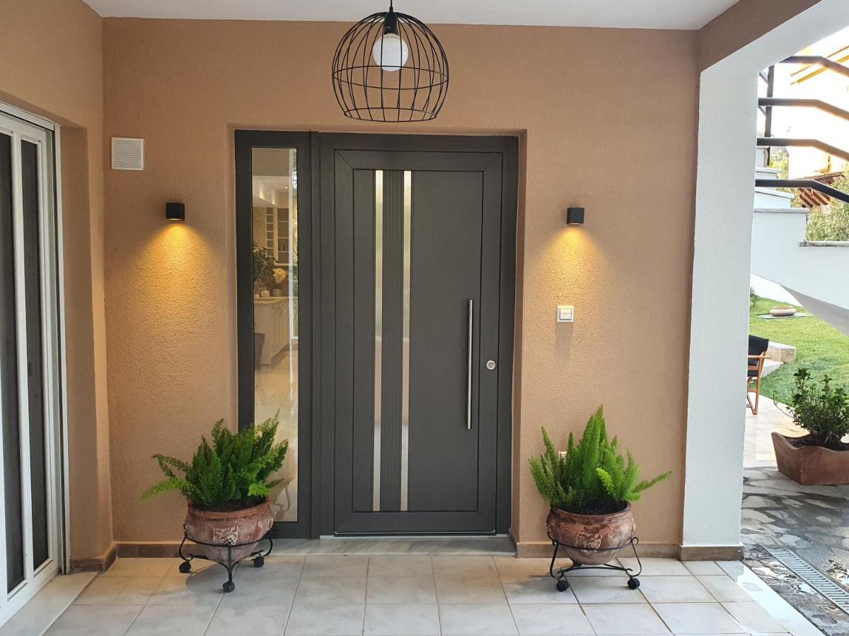 Dioni Luxury House Villa Nea Iraklitsa Екстериор снимка