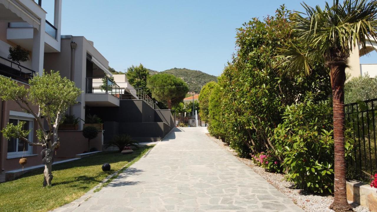 Dioni Luxury House Villa Nea Iraklitsa Екстериор снимка