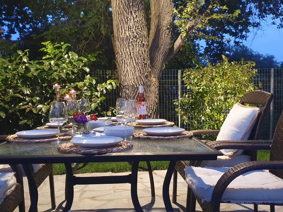 Dioni Luxury House Villa Nea Iraklitsa Екстериор снимка
