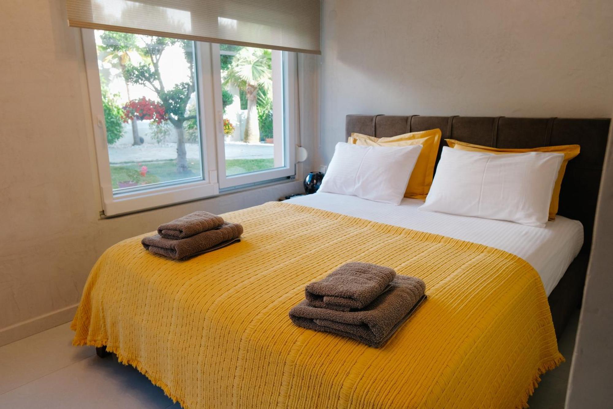 Dioni Luxury House Villa Nea Iraklitsa Екстериор снимка